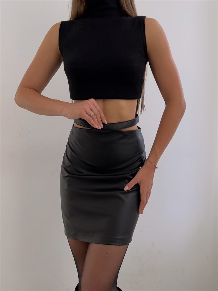 Bel Detaylı Diemerson Kadın Siyah Vegan Deri Mini Etek 23K000140