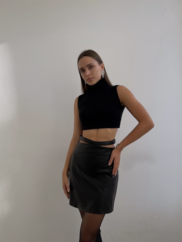 Bel Detaylı Diemerson Kadın Siyah Vegan Deri Mini Etek 23K000140