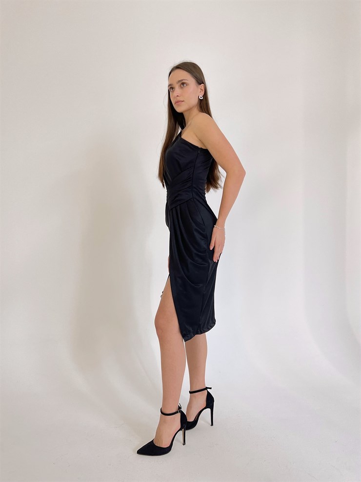 Bel Pencere Detay Tek Kol Veronica Kadın Siyah Midi Elbise 23K000413