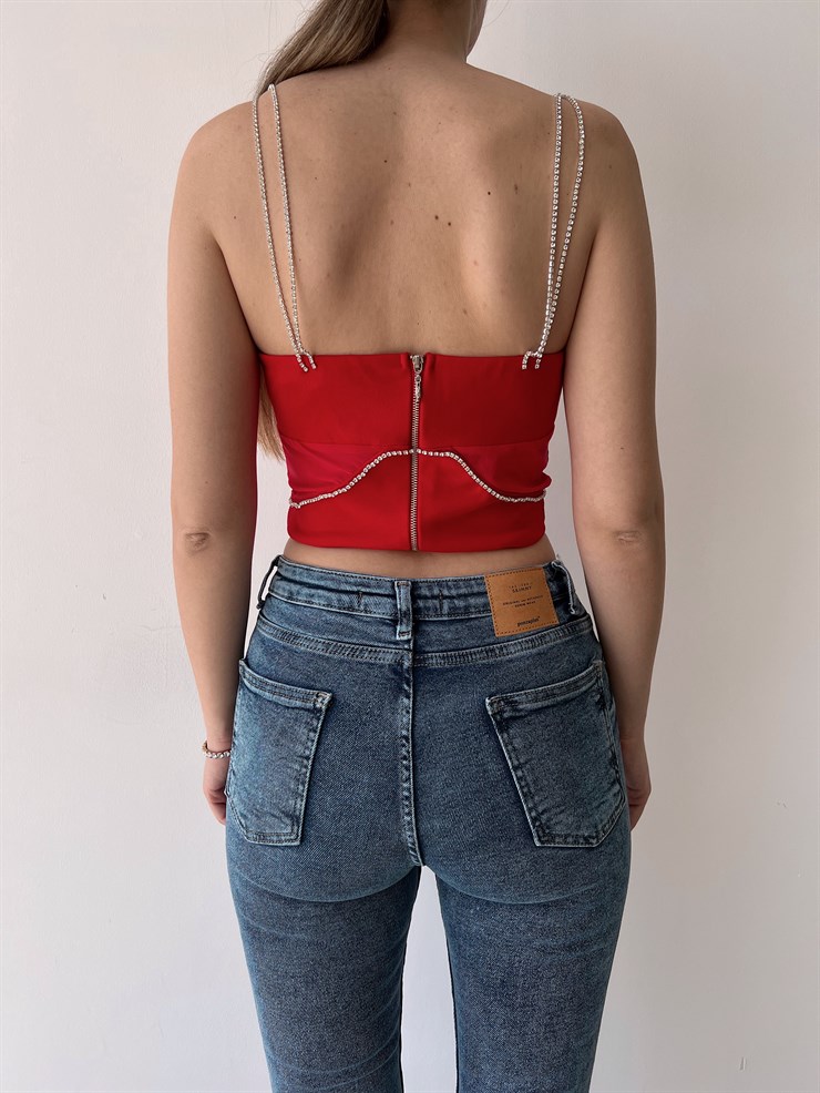 Bel Ve Göğüs Şevresi Zincir Detay İnce Zincir Askılı Billy Kadın Kırmızı Bluz 22Y000221