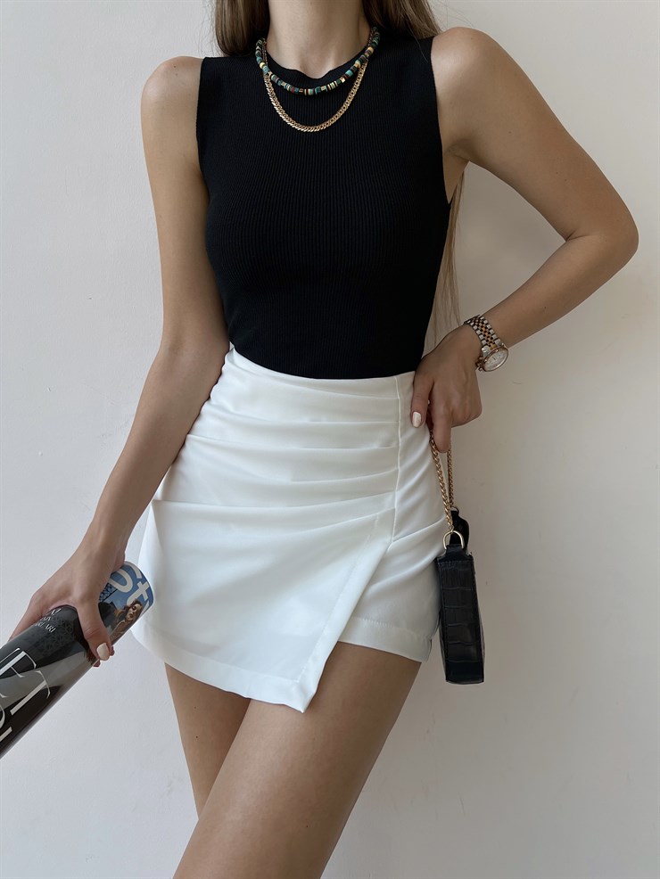 Beli Drape Önden Kapaklı Liana Kadın Beyaz Şort Etek 22Y000253