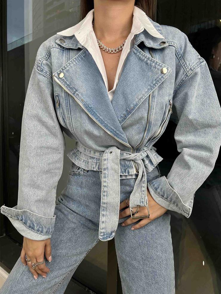 Beli Kemer Detaylı Penc Kadın Mavi Crop Kot Ceket 24k000201