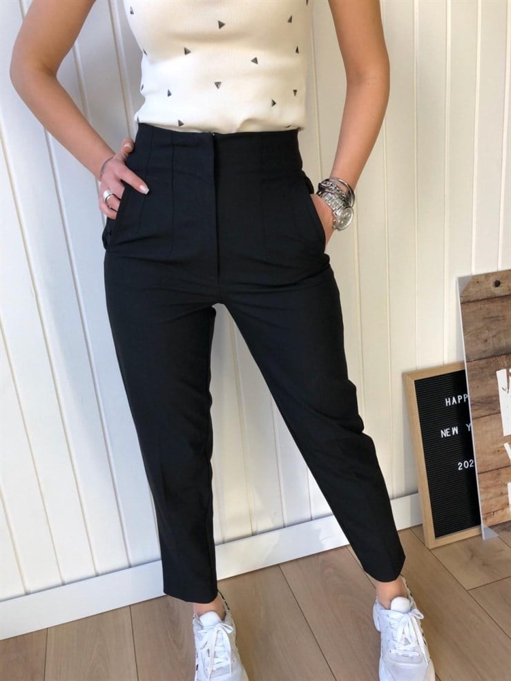 Beli Pensli Yüksek Bel Kadın Siyah Havuç Pantolon 22K000540