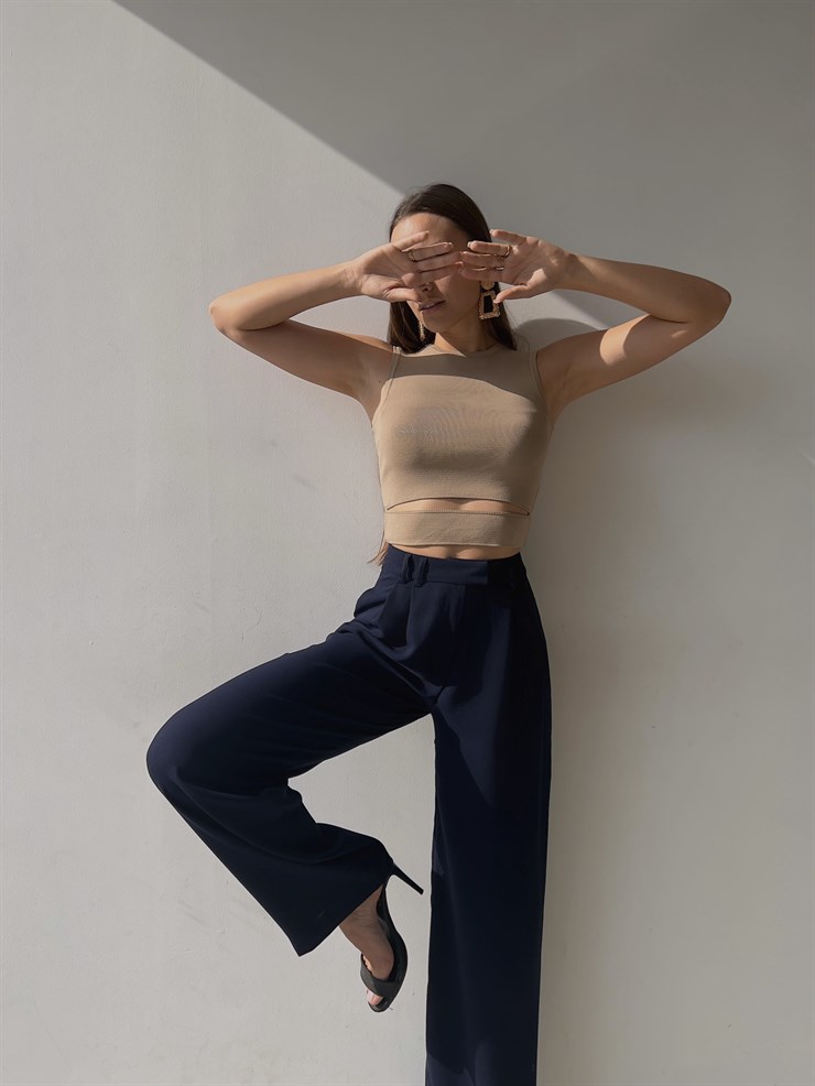 Beli Pileli Bol Paça Elijah Kadın Lacivert Pantolon 23K000130