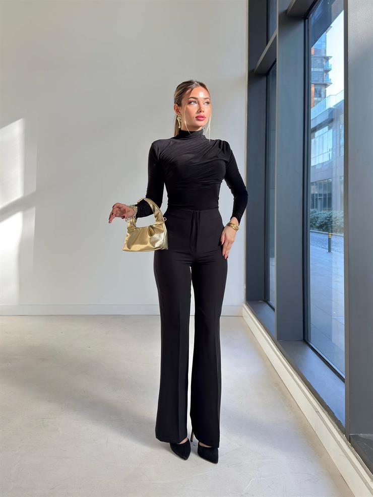 Boğazlı Yanı Drape Detaylı Belmade Siyah Kadın Bluz 26K113