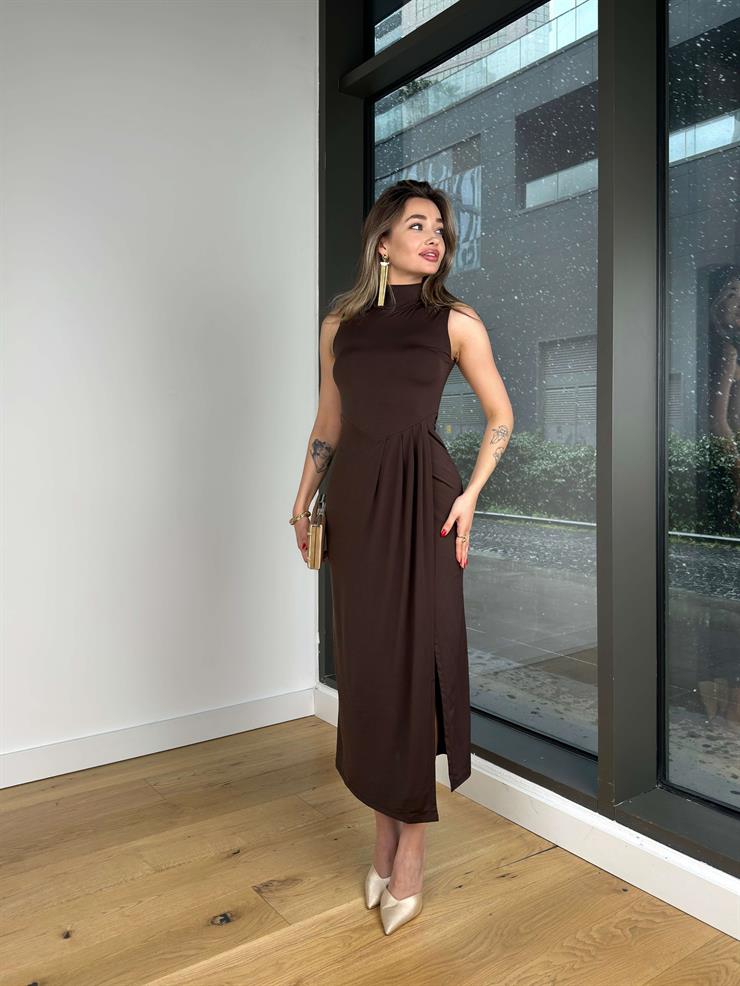 Balıkçı Yaka Kolsuz Yırtmaçlı Bend Kahve Kadın Elbise 25Y088