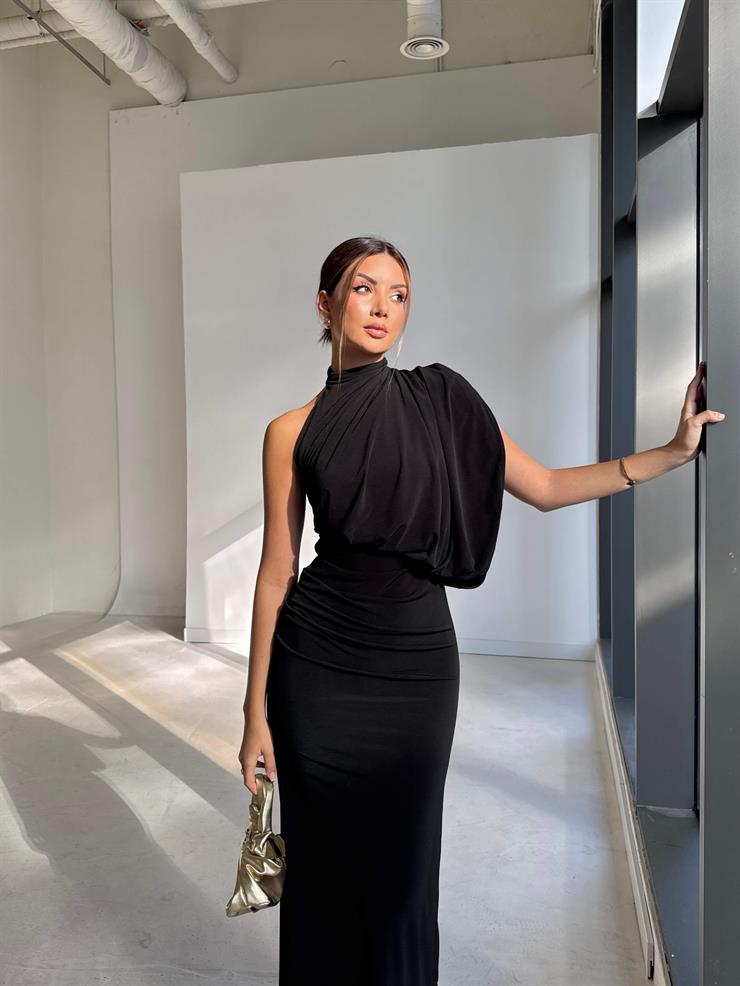 Drape Detaylı Boğazlı Tek Omuz Berli Siyah Kadın Elbise 26K099