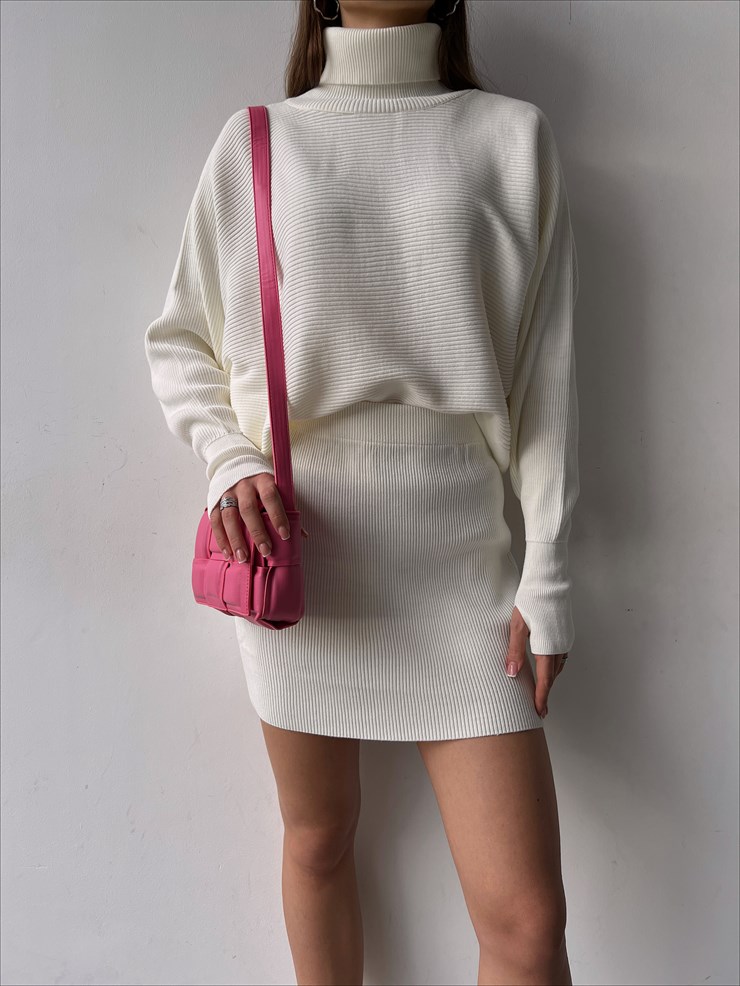 Balıkçı Yaka Yüksek Bel Mini Etek Berlin Kadın Ekru Triko Takım 23K000362