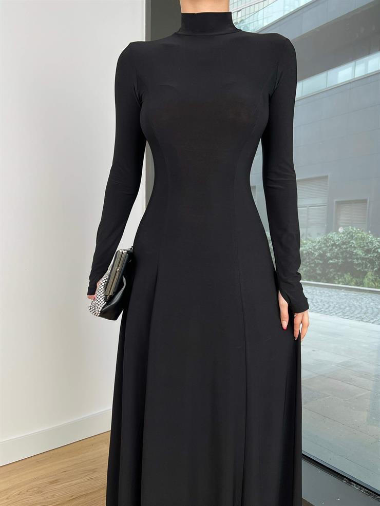 Yarım Boğaz Uzun Kol Eteği Geniş Berni Kadın Siyah Elbise 24Y052