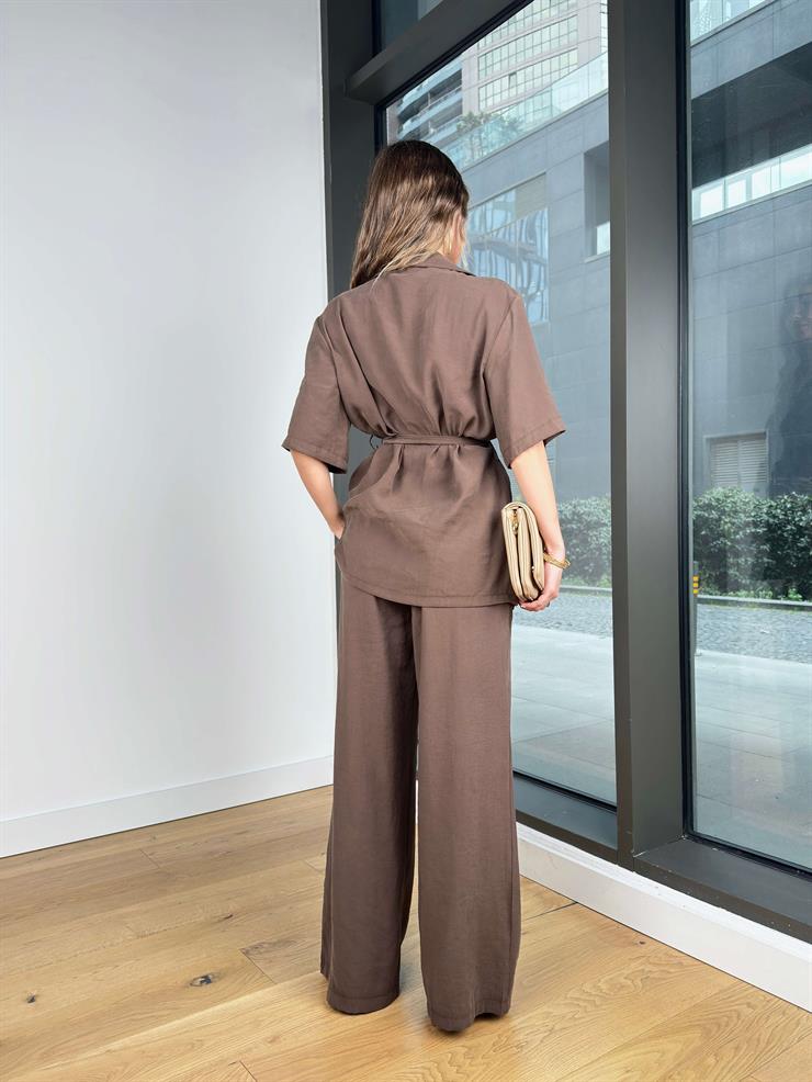 Kısa Kol Kruvaze Belden Bağlamalı Bluz Yüksek Bel Bol Paça Pantolon Bettır Kahve Kadın Takım 25Y139
