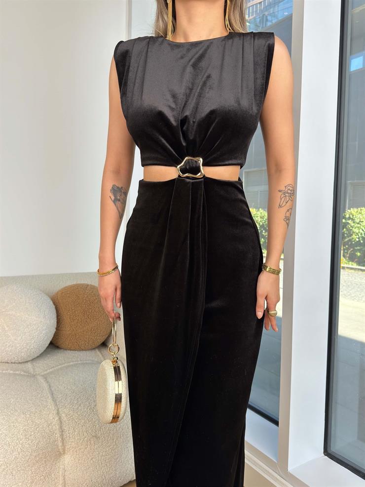 Kolsuz Beli Pencere Detaylı Ve Aksesuarlı Bianchi Siyah Kadın Kadife Elbise 25K433