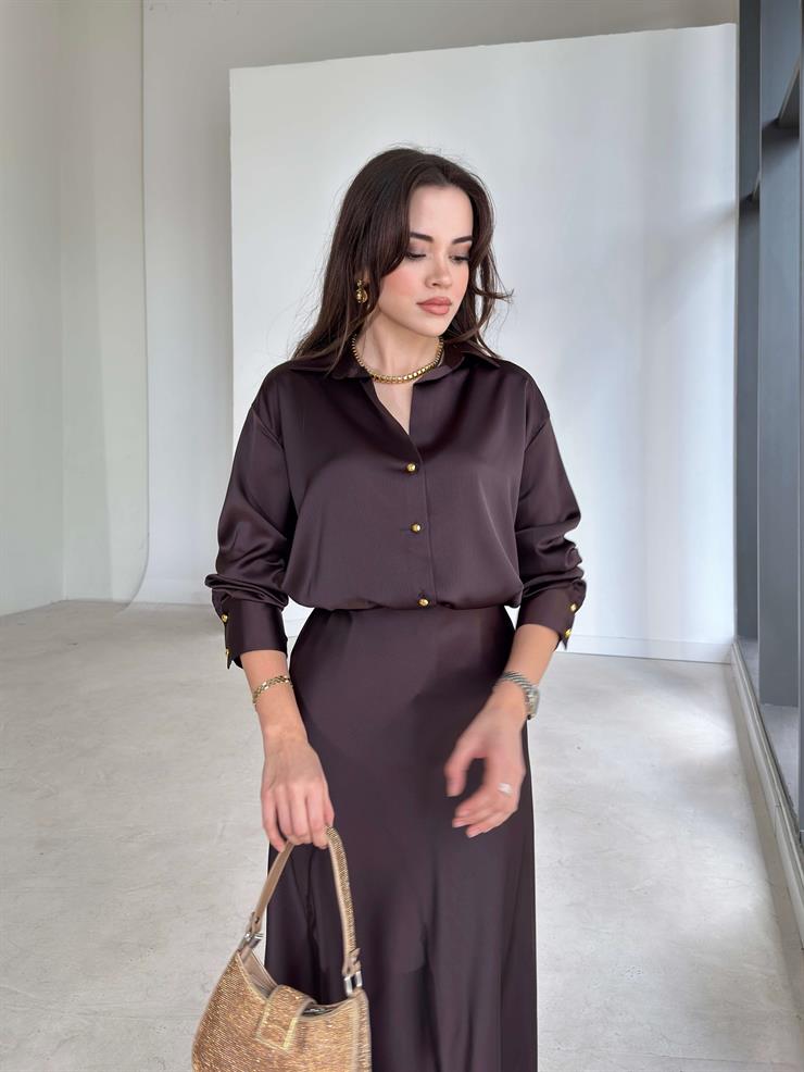 Önü Düğmeli Bırenda Kahve Kadın Saten Gömlek 26K382