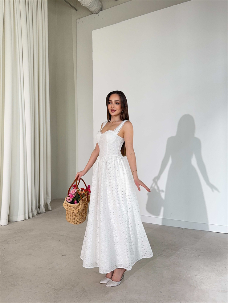 Kalp Yaka Kalın Askılı Dantelli Maxi Beyaz Birit Kadın Elbise 26Y188