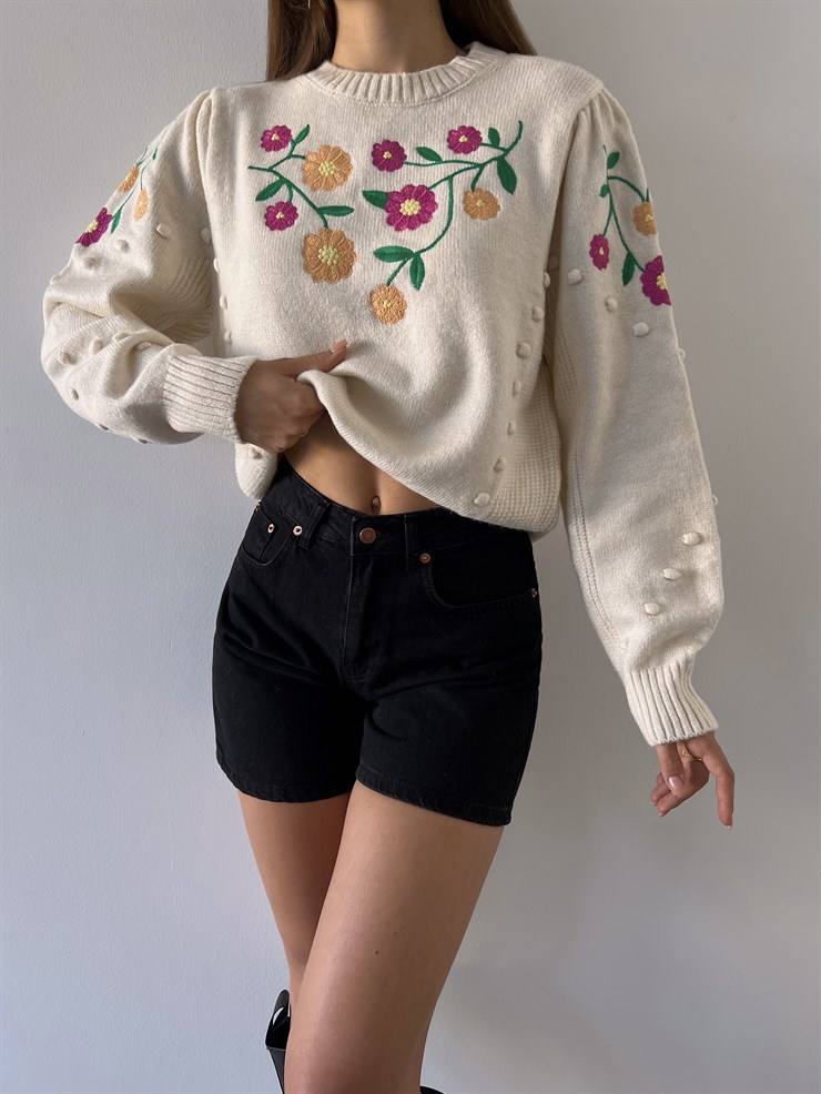 Bisiklet Yaka Çiçek Desenli Todd Kadın Krem Kazak 23K000183