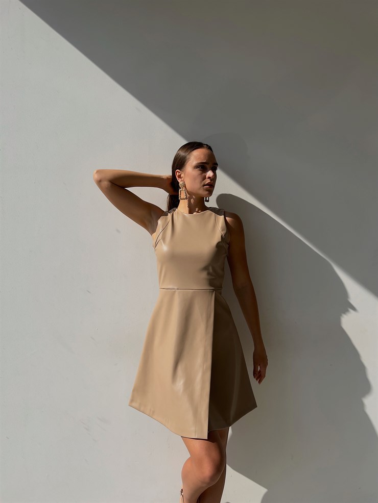 Bisiklet Yaka Kolsuz Edivan Vegan Deri Elbise 23K000143