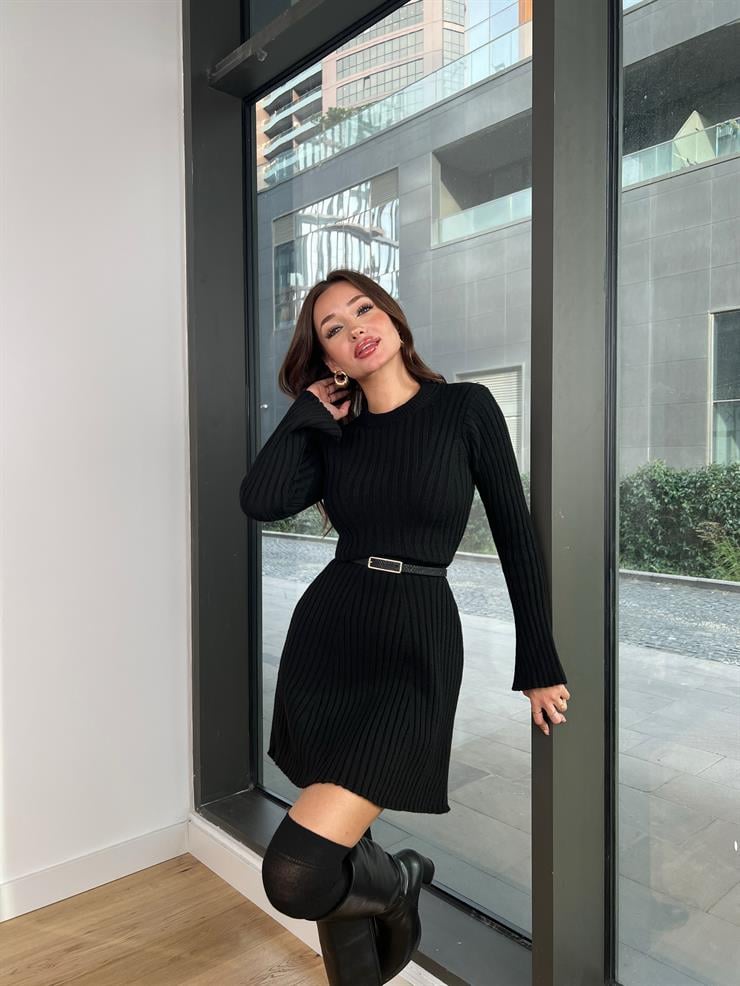 Bisiklet Yaka Uzun Kollu Lainn Kadın Siyah Triko Mini Elbise 24k283