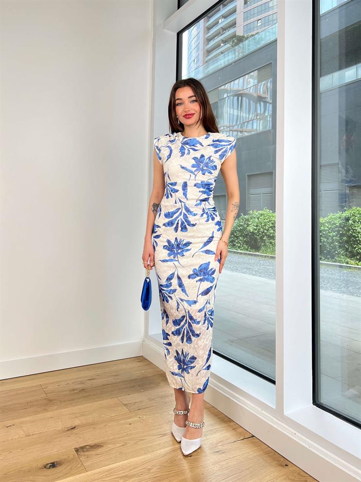 Omuz Vatkalı Yuvarlak Yaka Drapeli Bleart Kadın Çiçek Detaylı Mavi Elbise 24Y561