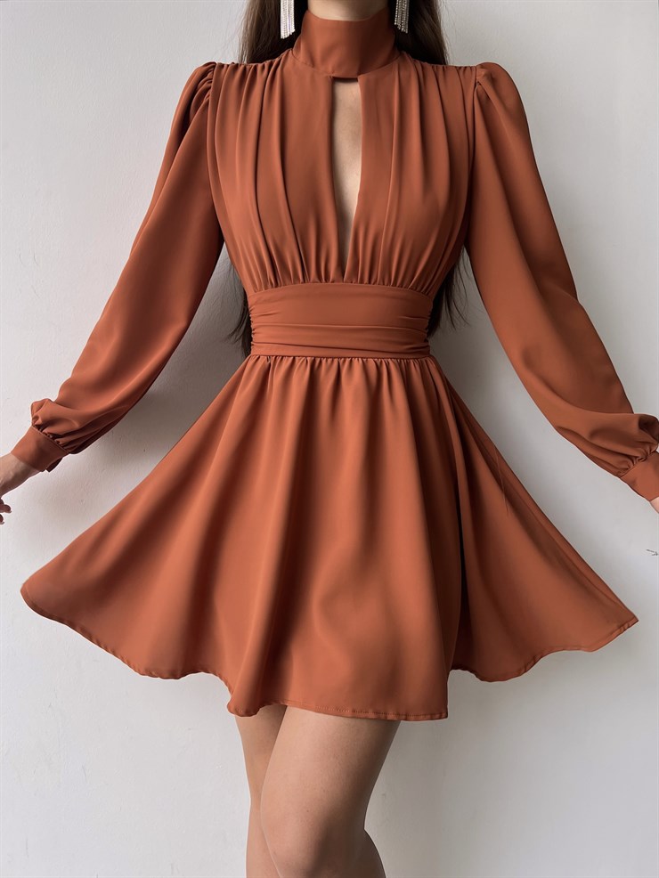 Boğazlı Derin V Yaka Düğmeli Kol Belden Oturtmalı Eteği Volanlı Ivon Kadın Tarçın Mini Elbise 23K000029