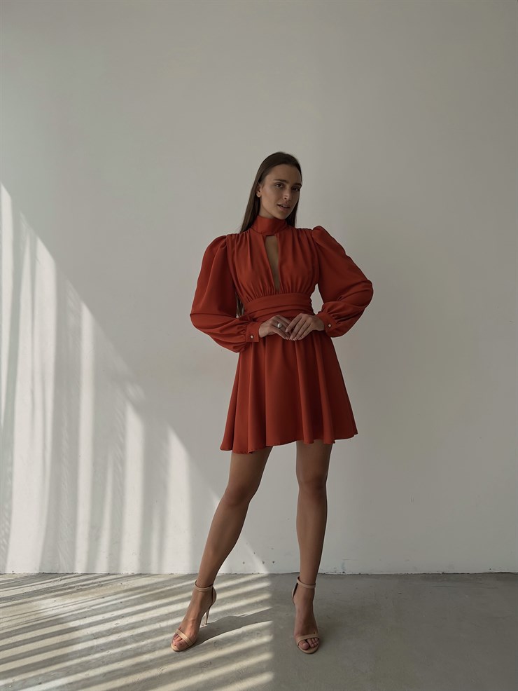 Boğazlı Derin V Yaka Düğmeli Kol Belden Oturtmalı Eteği Volanlı Ivon Kadın Kiremit Mini Elbise 23K000029