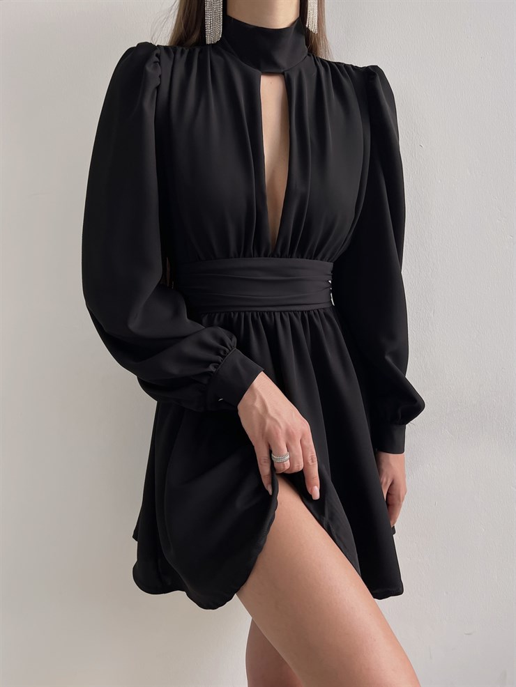 Boğazlı Derin V Yaka Düğmeli Kol Belden Oturtmalı Eteği Volanlı Ivon Kadın Siyah Mini Elbise 23K000029