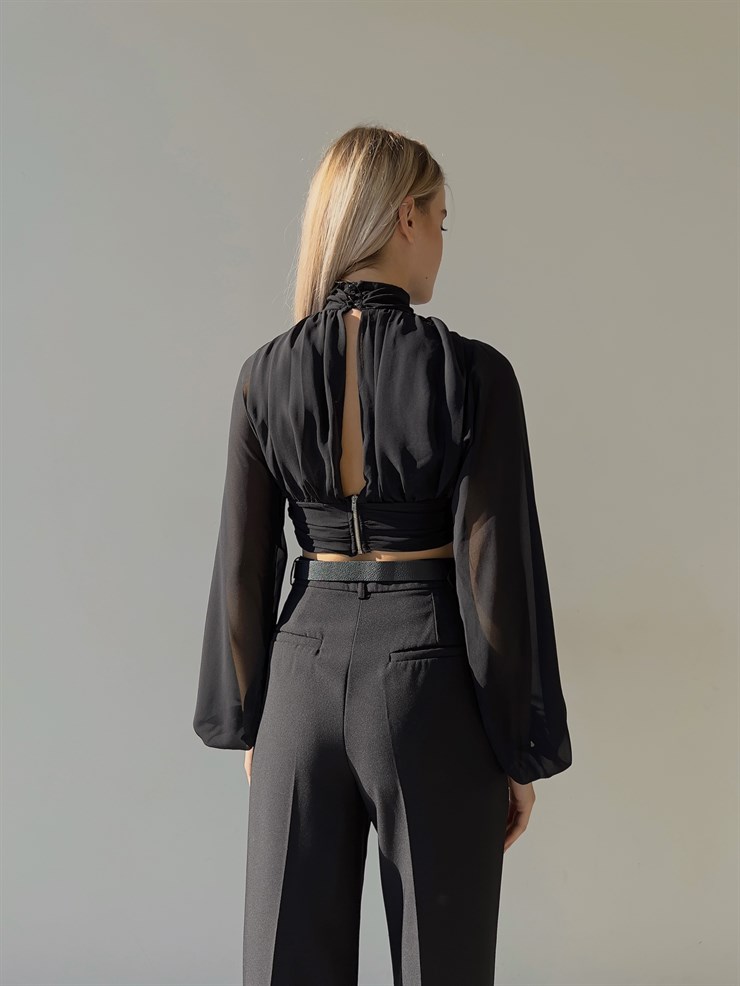 Boğazlı Drapeli Fermuar Kapamalı Sırt Dekolteli Kol Lastikli Kısa Fritzi Kadın Siyah Bluz 23K000025