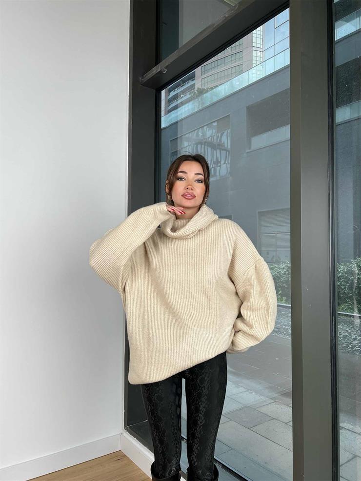 Boğazlı Oversize Allan Kadın Bej Kazak 24k428