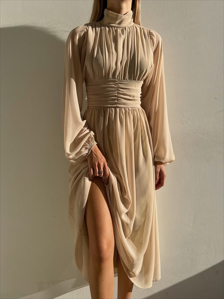 Boğazlı Uzun Tül Kol Belden Oturtmalı Rober Kadın Bej Midi Boy Elbise 23K000155