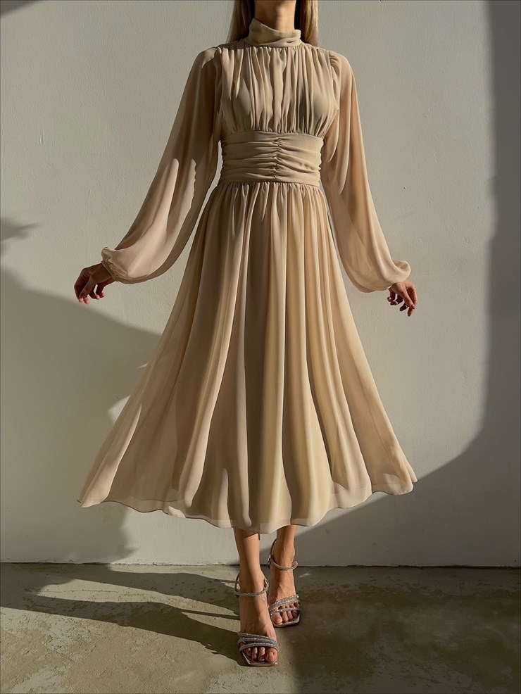 Boğazlı Uzun Tül Kol Belden Oturtmalı Rober Kadın Bej Midi Boy Elbise 23K000155