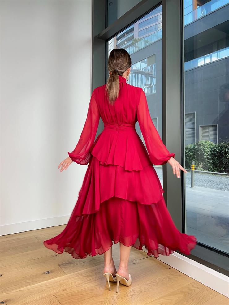 Boğazlı Uzun Tül Kol Önü Ve Beli Drape Detaylı Eteği Katlı Alicia Kadın Bordo Elbise 24k000156