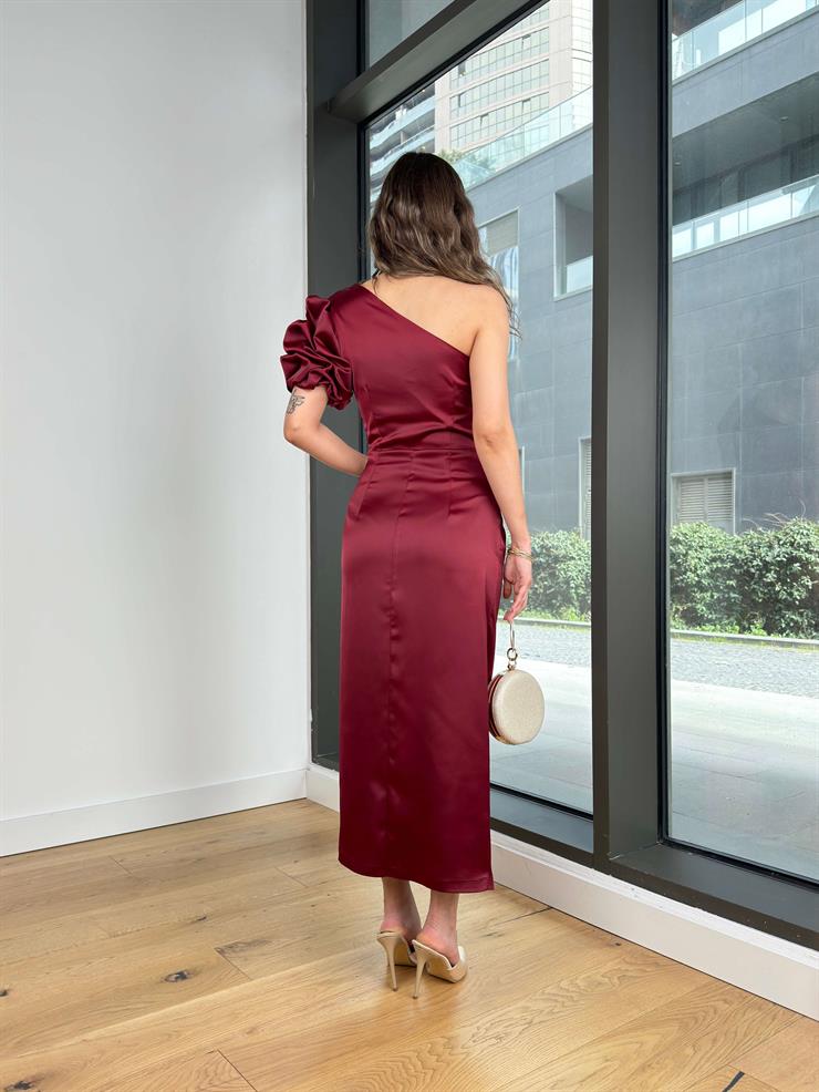 Tek Omuz Fırfır Detaylı Drapeli Bordır Bordo Kadın Saten Elbise 25Y142