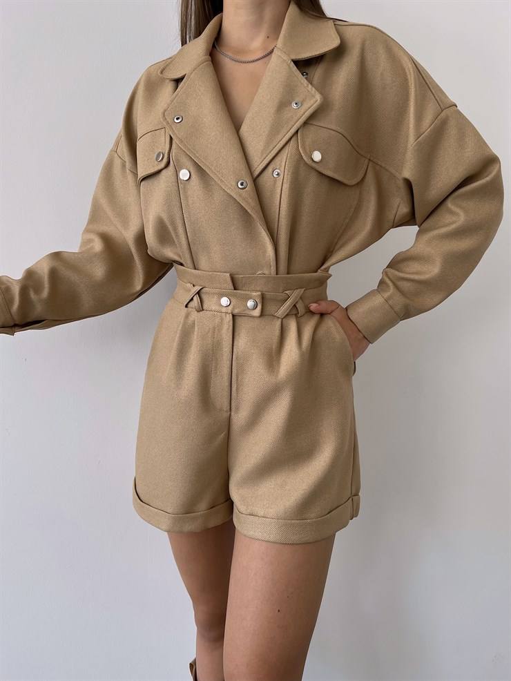 Boyfriend Önü Çıtçıt Kapamalı Ceket Ve Yüksek Bel Yanları Cepli Şort Zayne Kadın Camel Takım 23K000181