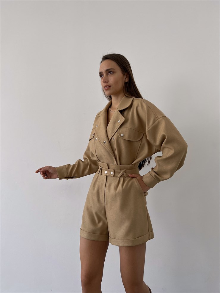 Boyfriend Önü Çıtçıt Kapamalı Ceket Ve Yüksek Bel Yanları Cepli Şort Zayne Kadın Camel Takım 23K000181