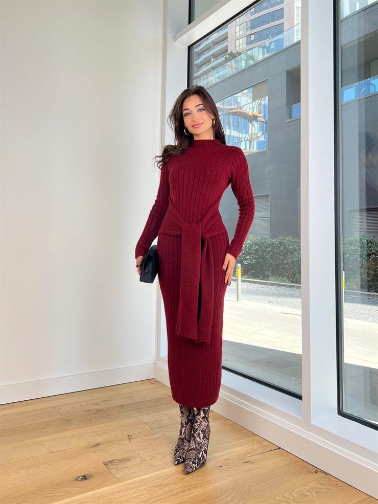 Yarım Balıkçı Yaka Önden Bağlama Detaylı Branko Bordo Kadın Triko Elbise 25K296