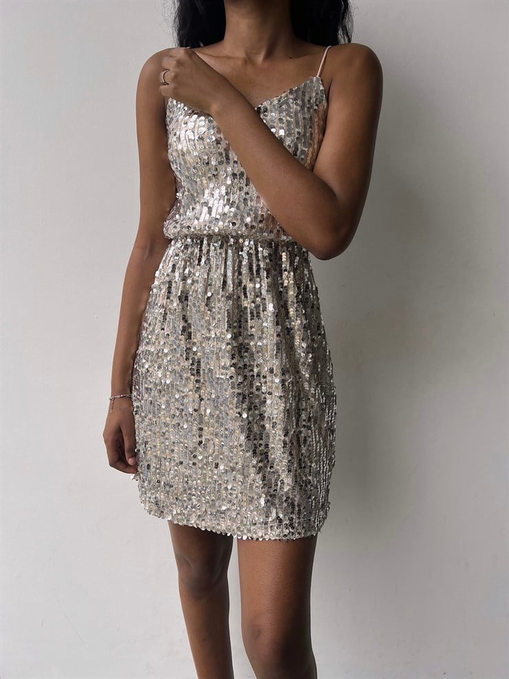 V Yaka Pul Payet Brenda İp Askılı Kadın Taş Renk Elbise 23K000306