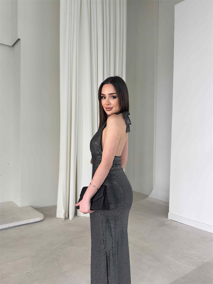 Derin V Yaka Boyundan Bağlamalı Parlak Yandan Yırtmaçlı Siyah Bridget Kadın Elbise 26Y185