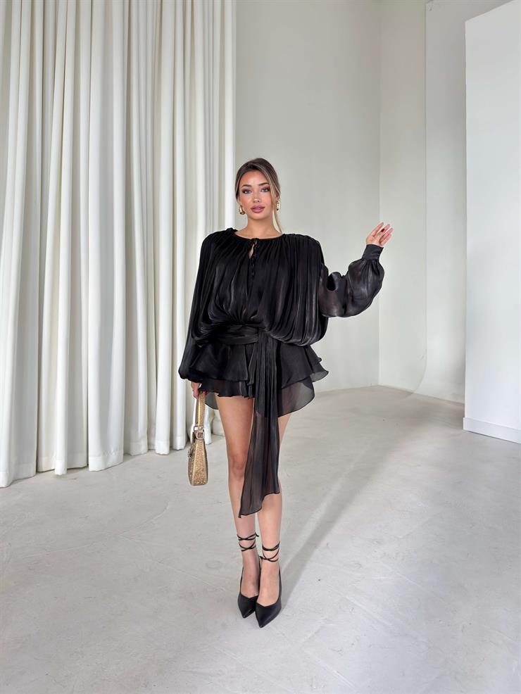 İçi Şortlu Parlak Görünümlü Uzun Kollu Önden Bağlama Detaylı Mini Britt Siyah Kadın Elbise 26K027