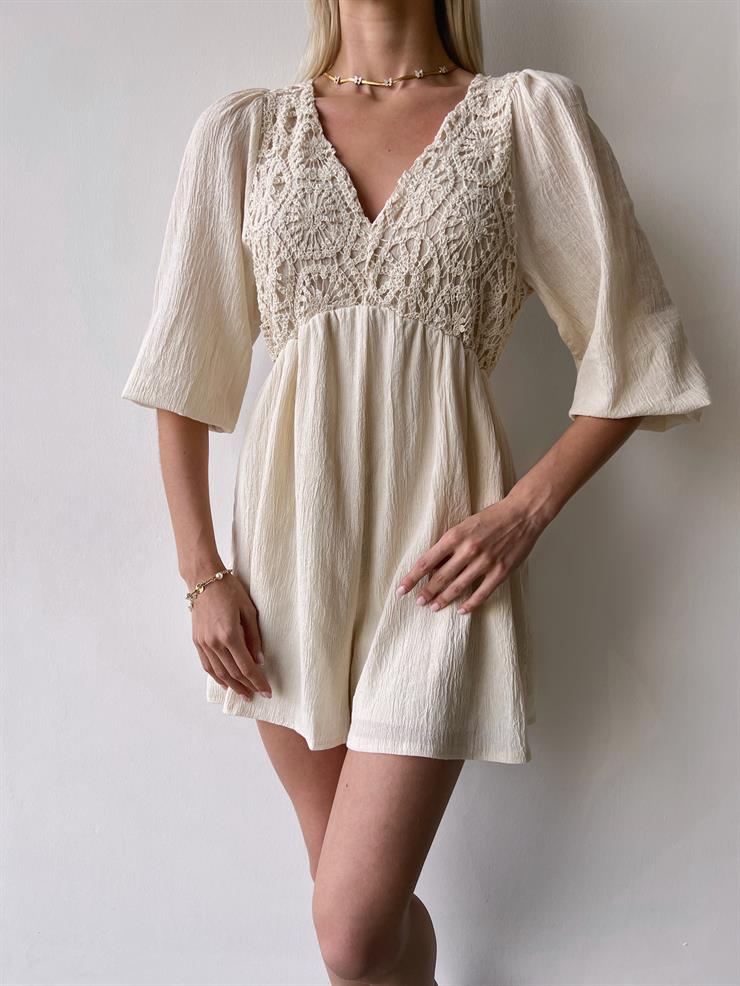 V Yaka Brunei Kadın Vizon Önü Dantel Detaylı Mini Tulum 23Y000404