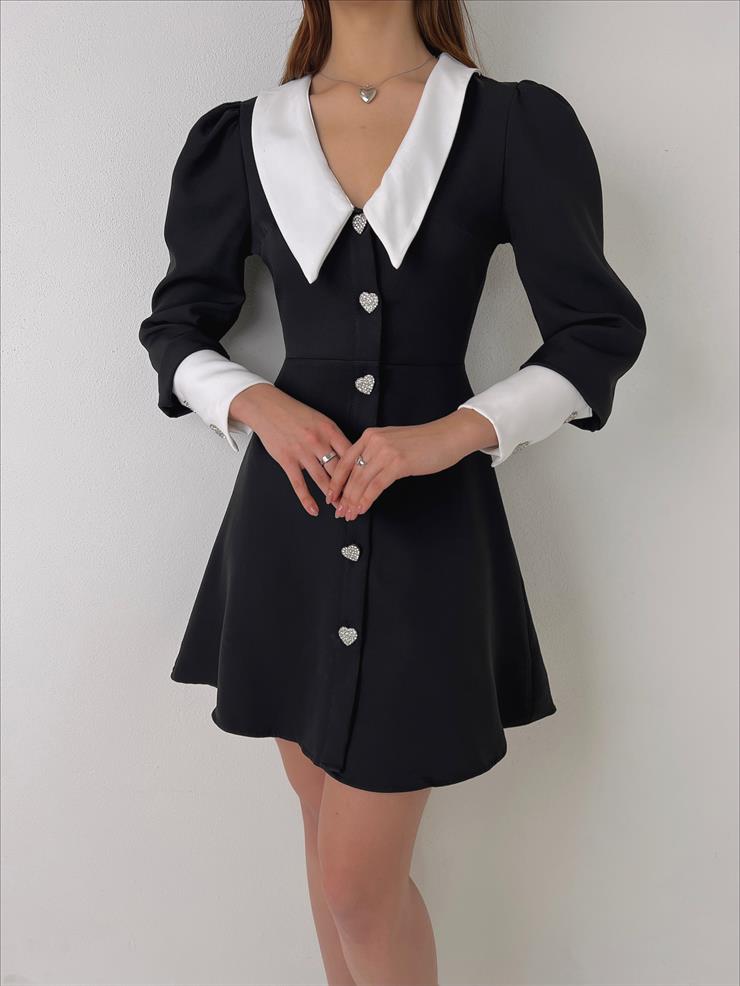 V Yaka Kalp Düğme Kapamalı Eteği Volanlı Buddie Kadın Siyah Mini Elbise 23Y000067