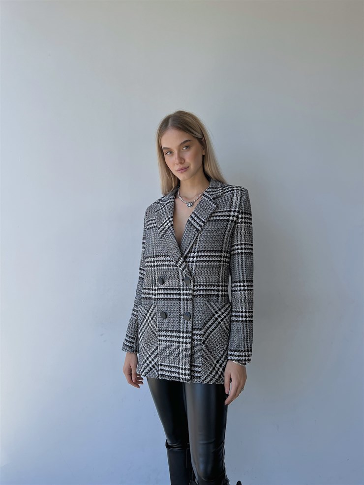 Büyük Cepli Önü Düğme Kapamalı Naptunus Kadın Siyah Kare Ekose Tüvit Ceket 23K000085