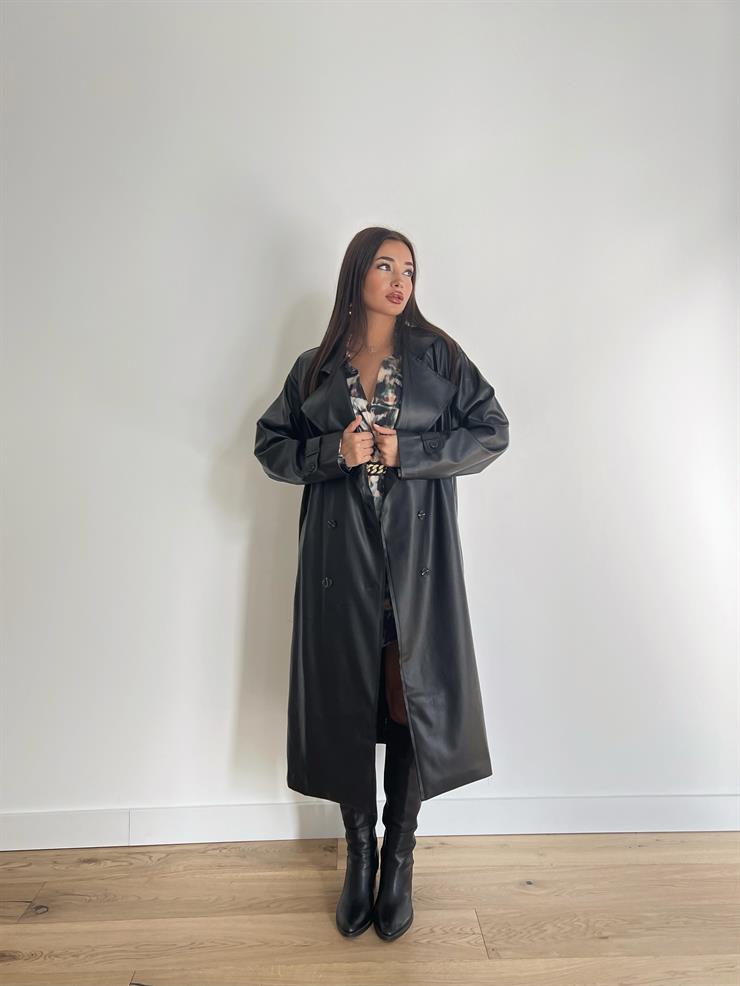 Kolları Kemer Görünümlü Beli Kemerli Cabra Kadın Siyah Deri Trenç 24k000134