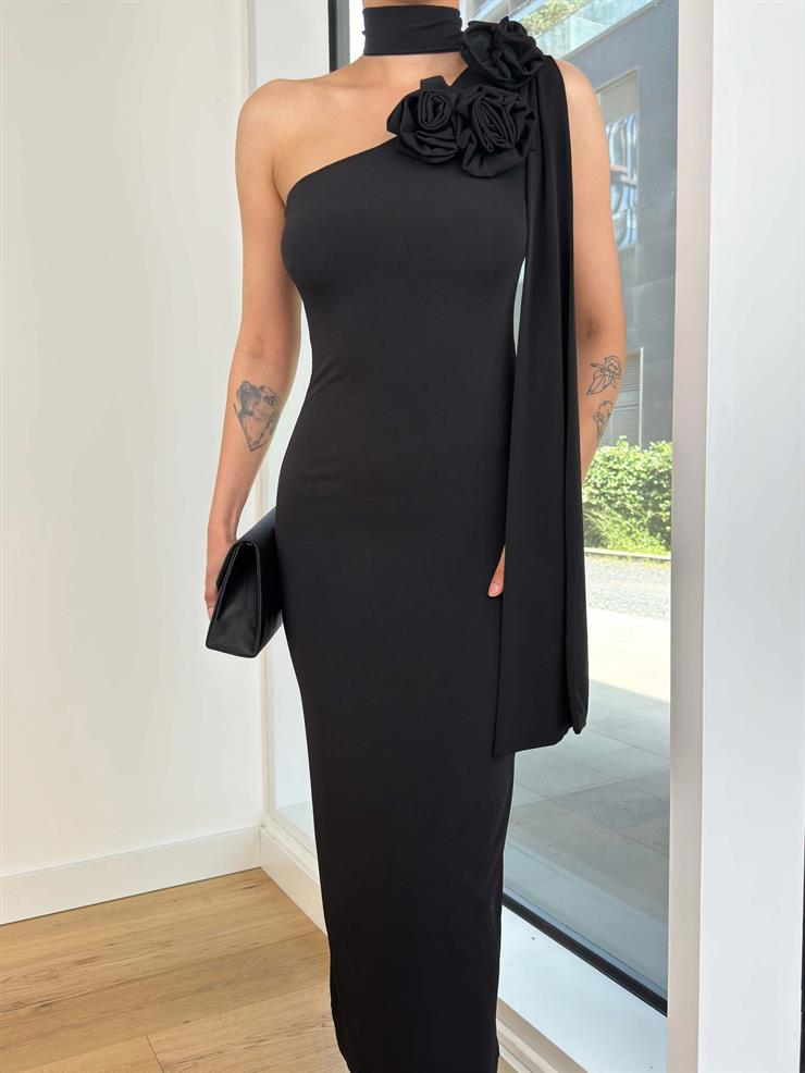 Tek Omuz Gül Detaylı Cajsa Kadın Siyah Elbise 24Y635