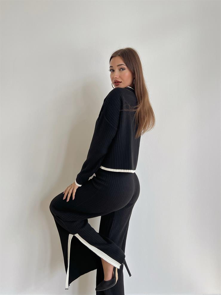 Bisiklet Yaka Crop Paçası Yırtmaçlı Bol Pantolon Cavalo Kadın Çizgili Siyah Triko Takım 24k000070