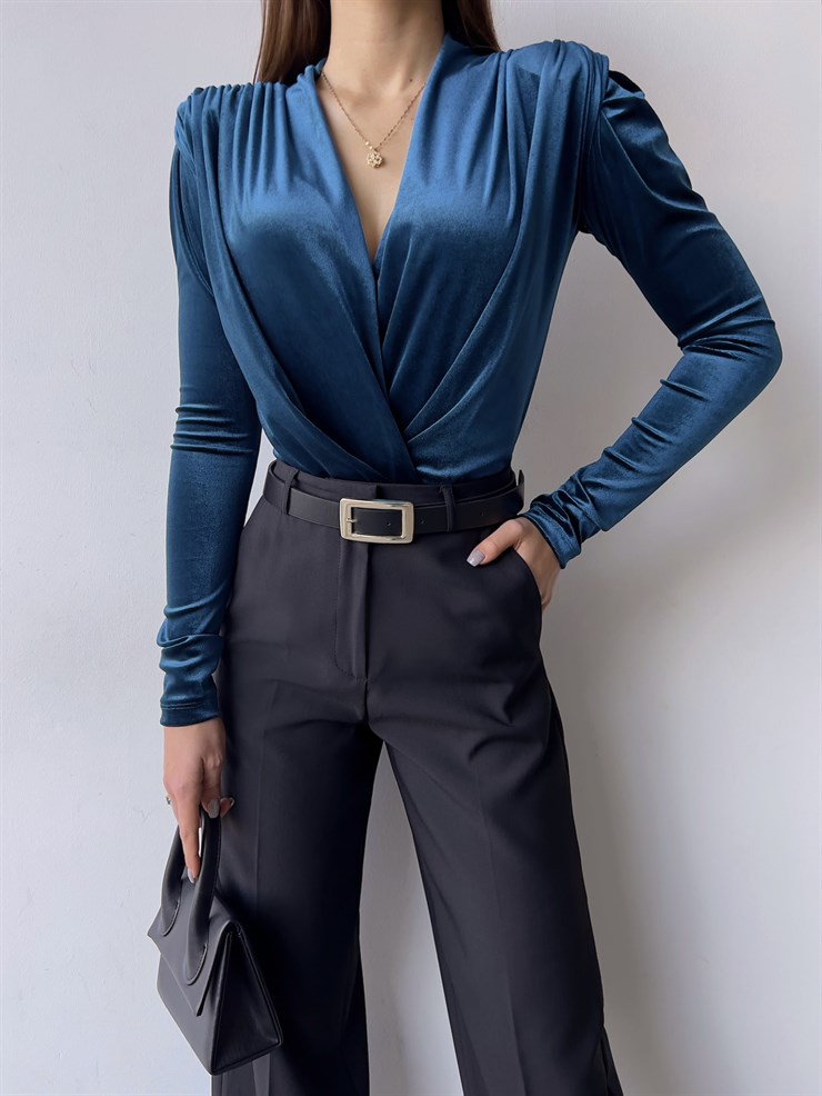 Kruvaze Yaka Kadife Uzun Kollu Cems Kadın Mavi Bodysuit 23K000353