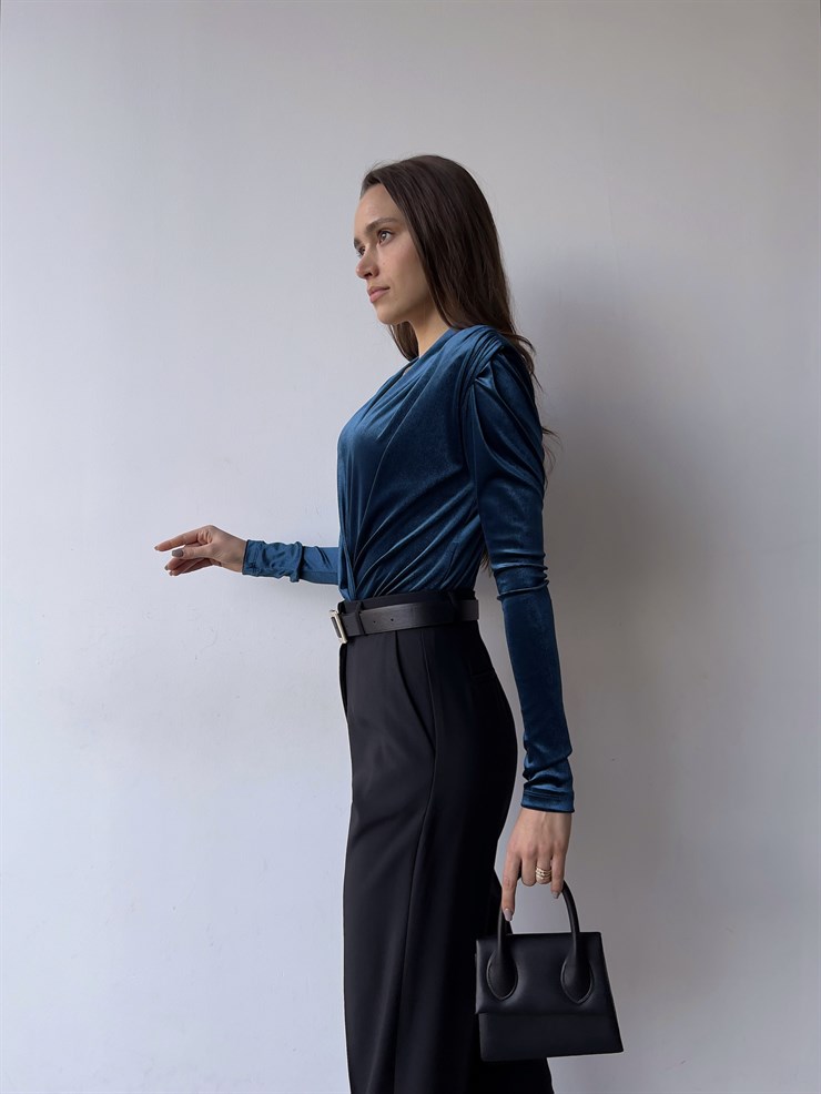 Kruvaze Yaka Kadife Uzun Kollu Cems Kadın Mavi Bodysuit 23K000353