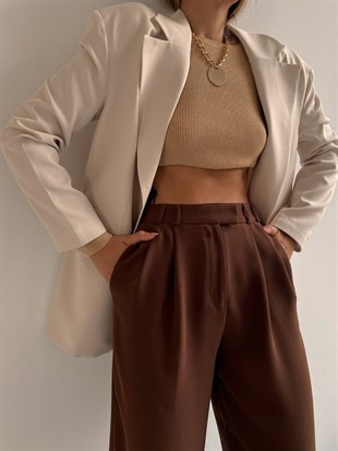 Vatkalı Cep Detaylı Kadın Taş Blazer Ceket 22K000033