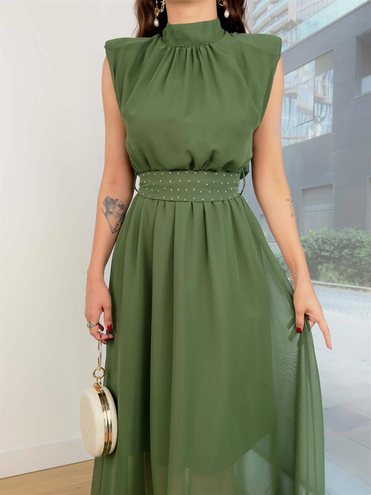 Kolsuz Omuz Vatkalı Bel Kısmı Boncuk Detaylı Ve Bağlamalı Chaib Kadın Haki Elbise 24Y733