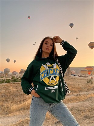Kapüşonlu Chicago Baskılı Kadın Yeşil Sweat 22K000008
