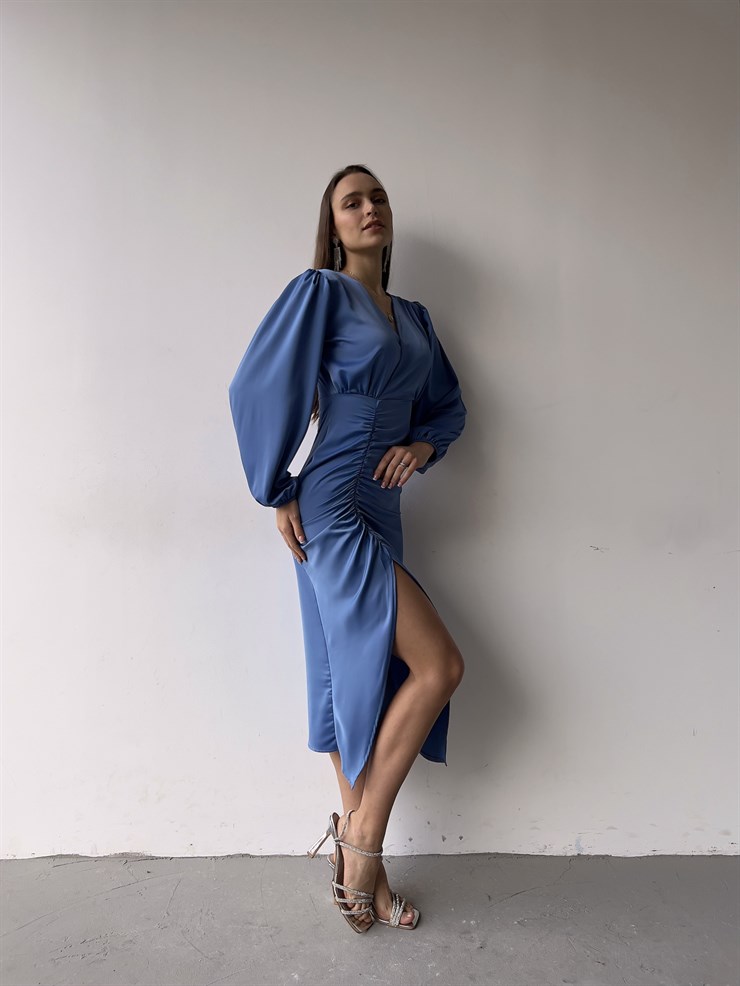 Saten Midi Önden Büzgülü Ve Yırtmaçlı Christina Kadın Mavi Elbise 22K000547