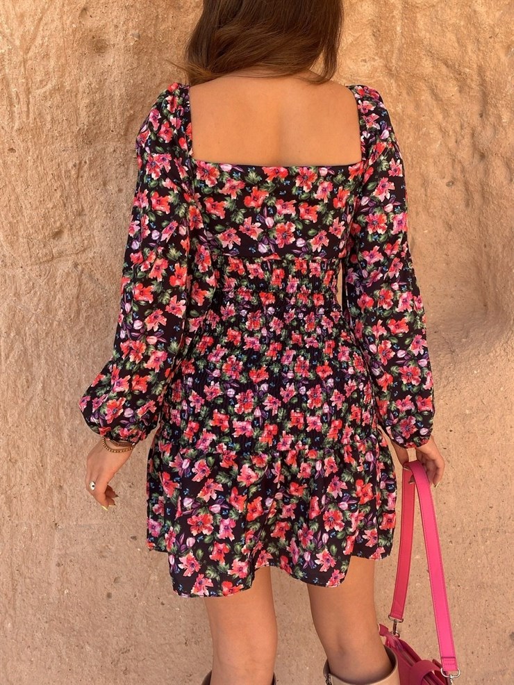 Çiçekli Göğüsü Bağlamalı Beli Gipeli Nicole Kadın Kırmızı Elbise 22K000024