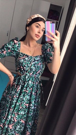 Çiçekli Beli Pencere Detay Kare Yaka Kadın Yeşil Uzun Elbise 20Y000157